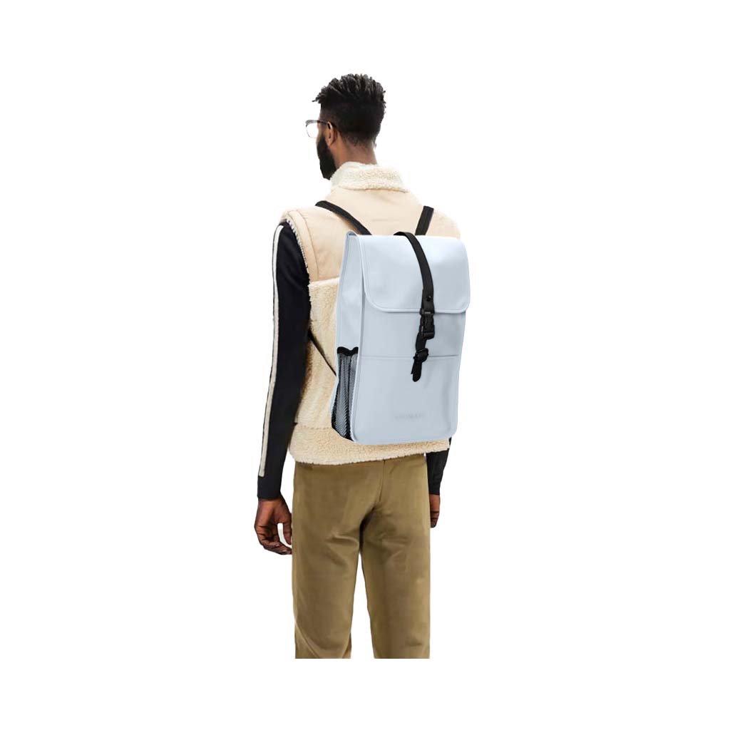 mochila-anti-lluvia-impermeable
